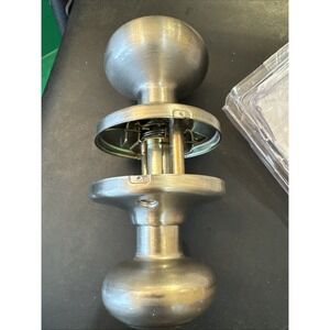 Kwikset Cove‎ Satin Nickel Keyed Entry Door 94002-954